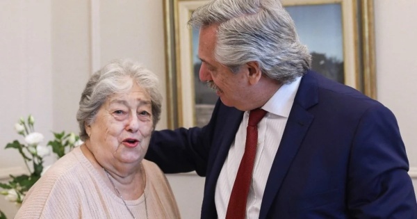 El gobierno decretó tres días de duelo nacional por el fallecimiento de Hebe de Bonafini