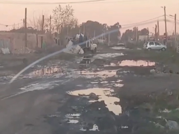 Preocupación en Los Hornos por el ingreso de motos robadas a la megatoma