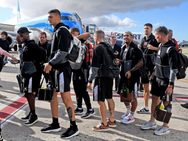 Un susto para el plantel de Estudiantes: ¿Cuál fue el inesperado fenómeno que se produjo en Concepción? 