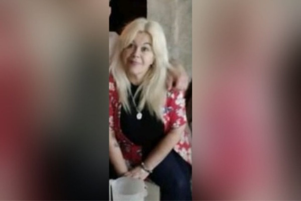 Denuncian que su propia madre hizo abandono de persona y los sac&oacute; de su casa en Barrio Aeropuerto