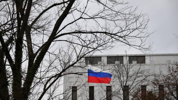 Por el tenso conflicto, Rusia comenzó a evacuar al personal diplomático de Ucrania