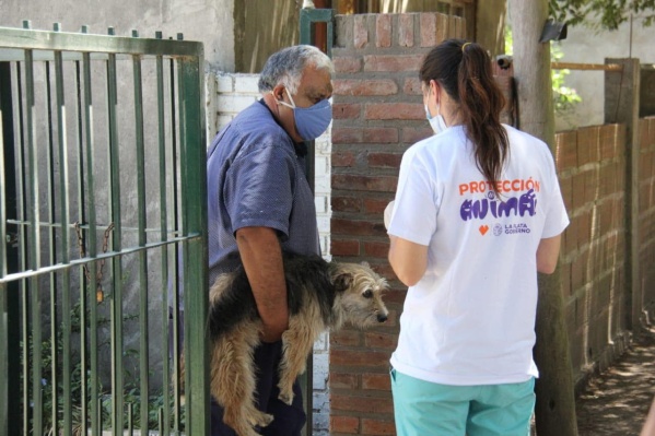 Habrá una jornada de vacunación animal gratuita "puerta a puerta" en El Mondongo