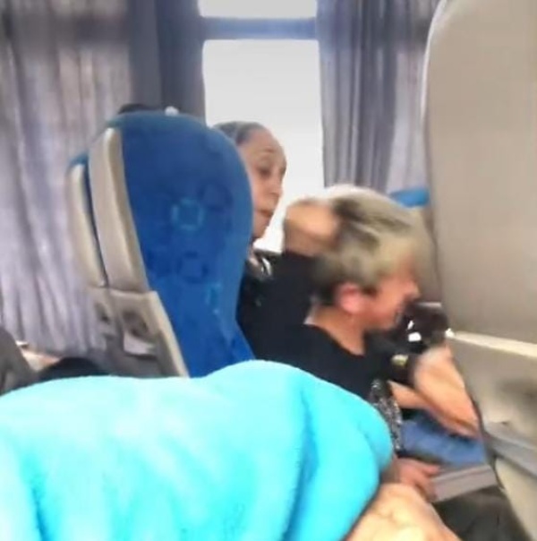 El maltrato de una madre a su hijo en un colectivo que se hizo viral: “Prefiero morirme para no estar con vos”