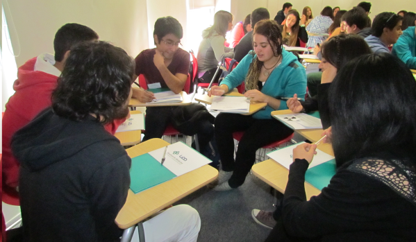 “¿Qué es eso?”: la propuesta de un estudiante que sorprendió a sus compañeros para resolver un trabajo grupal