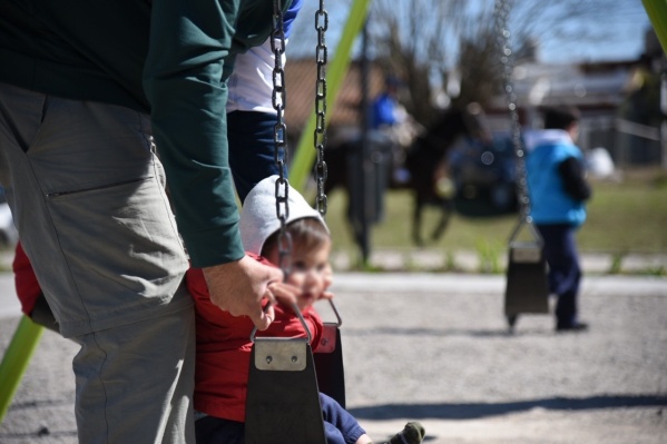 Se convoc&oacute; a vecinos de La Plata que quieran ayudar con el programa "Familias que abrigan": ser&aacute; a partir de los 21 a&ntilde;os