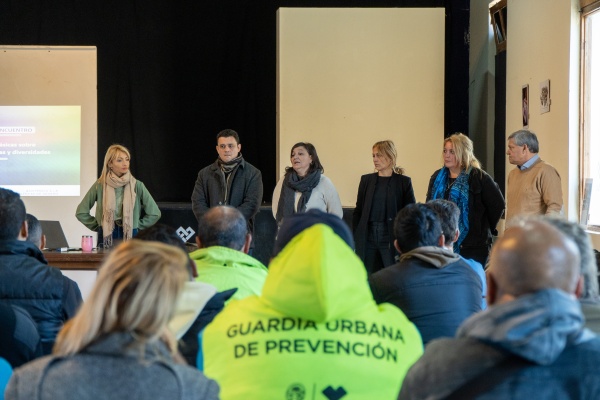 El Municipio de La Plata comenzó con la capacitación de los agentes que trabajarán en la "Zona Roja"