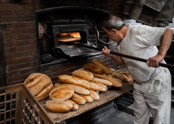 Fijaron nuevos precios de referencia de la harina y podría haber impacto en el valor del pan