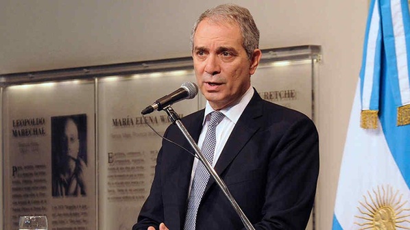 Internaron a Julio Alak por una afecci&oacute;n pulmonar en el Hospital Espa&ntilde;ol de La Plata