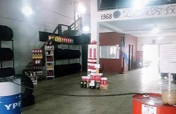 “Estudiantes es familia”: La propuesta de un fanático albirrojo luego de que pincharan ruedas fuera de UNO