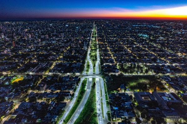 Se colocarán 450 luces LED en más de una docena de barrios en La Plata: el objetivo es brindar mayor seguridad