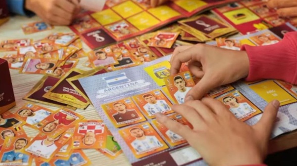 "No se juega con la inocencia de los ni&ntilde;os", estafaron a una nena que quiso comprar figuritas y su abuela estall&oacute; de furia