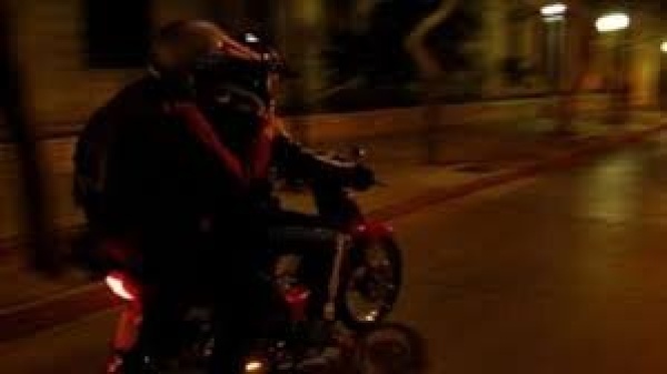Asalto violento en La Plata: una mujer fue agredida por motochorros