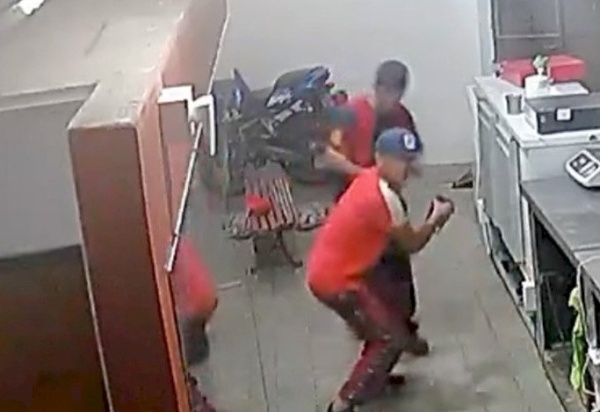 Dos ladrones asaltaron una carnicería en Villa Elisa a dos cuadras de Comando Patrulla