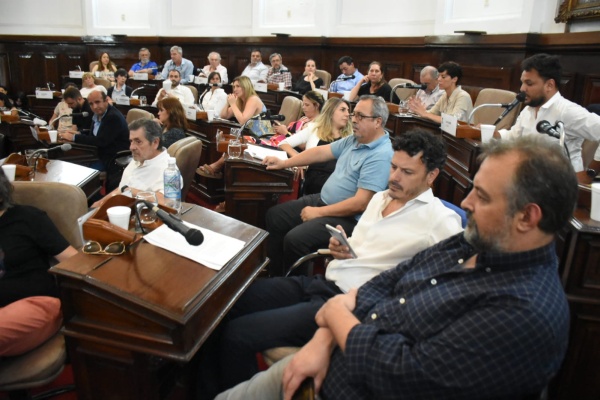 Se aprobó la Ordenanza Impositiva 2023 en La Plata y el Frente de Todos le pidió al municipio más "creatividad" para recaudar