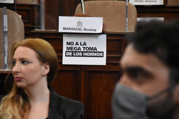 La megatoma de Los Hornos, otro punto caliente en el Concejo Deliberante: qué dijo Garro y qué respondió la oposición