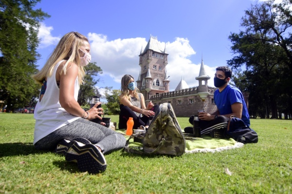 La ciudad de La Plata se prepara para festejar el Día del amigo
