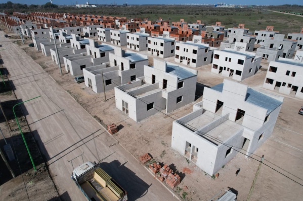 El Gobierno bonaerense avanza en la construcción de 190 viviendas en barrio Belgrano