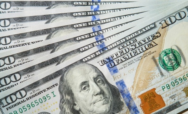 El dólar oficial sube a $1.400 y crece la tensión en los mercados