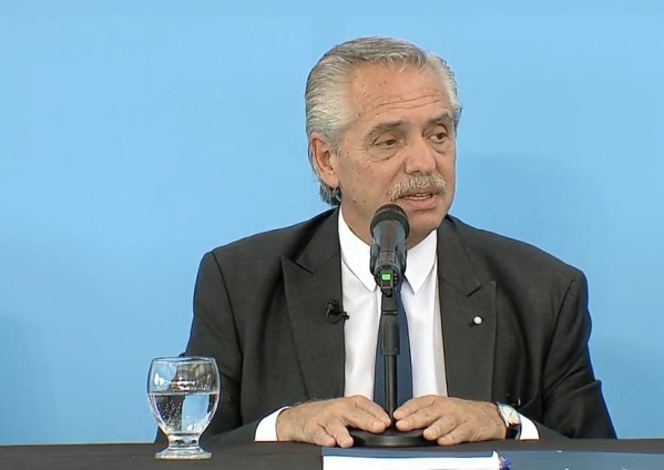 Alberto Fern&aacute;ndez inaugur&oacute; un edificio escolar en Chaco: "Estamos cumpliendo obligaciones largamente demoradas en el norte"