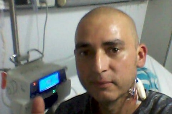 Es de La Plata, se enferm&oacute; y necesita ayuda: "Se me est&aacute; complicando"