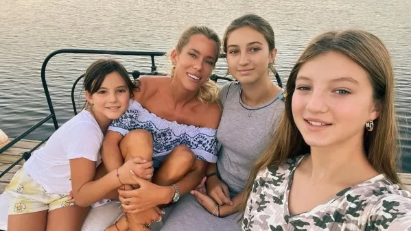 De vuelta en el pa&iacute;s Nicole Neumann se reuni&oacute; con sus hijas