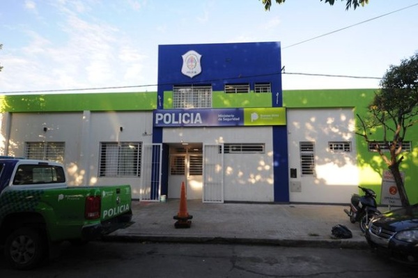 Lo detuvieron por robo en La Plata y descubrieron que se encontraba pr&oacute;fugo de la justicia