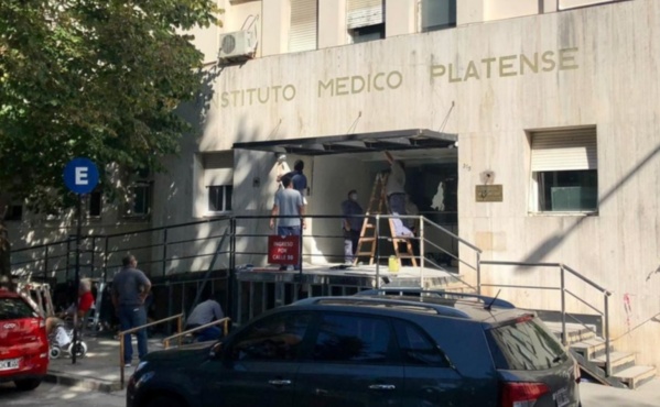 Detuvieron a una enfermera en La Plata que le robó el teléfono a una paciente fallecida