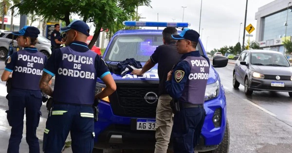 Un militar retirado abati&oacute; a un supuesto delincuente durante un asalto en la v&iacute;a p&uacute;blica