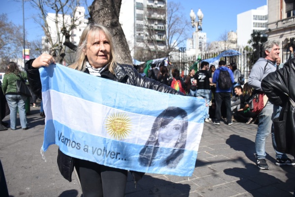 Concentración en 8 y 50 en apoyo a Cristina Kirchner: "Lo que está pasando con el poder judicial es bastante grave"