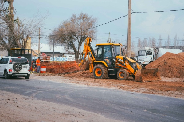 Se puso en marcha una obra estratégica para ensanchar y pavimentar un tramo de la Avenida 131 en Hernández