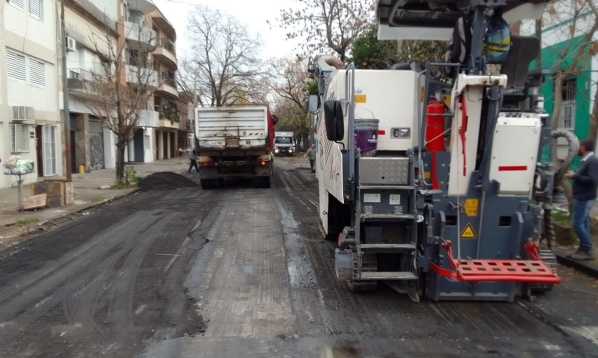 Comenzó la renovación del asfalto en las cercanías de la Terminal de La Plata y la Estación de Trenes