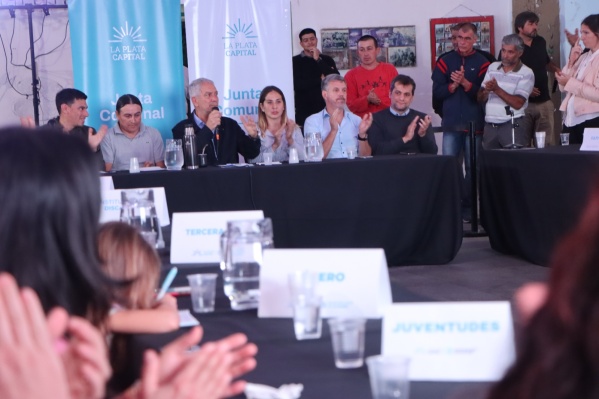 Alak anunció obras para Arturo Seguí: pavimentaran la diagonal 144 y la Escuela Municipal Nº1 será remodelada