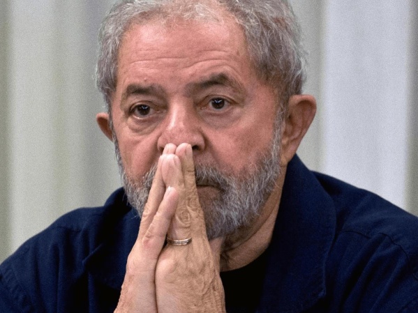 Un dirigente del partido de Lula fue asesinado por un policía bolsonarista