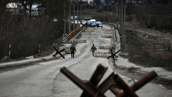 Ucrania y Rusia reanudaron las negociaciones centradas en los corredores humanitarios