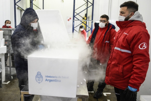 Argentina avanza con el Plan Estratégico de inmunización y distribuyen más de 2 millones de dosis de Sinopharm a jóvenes