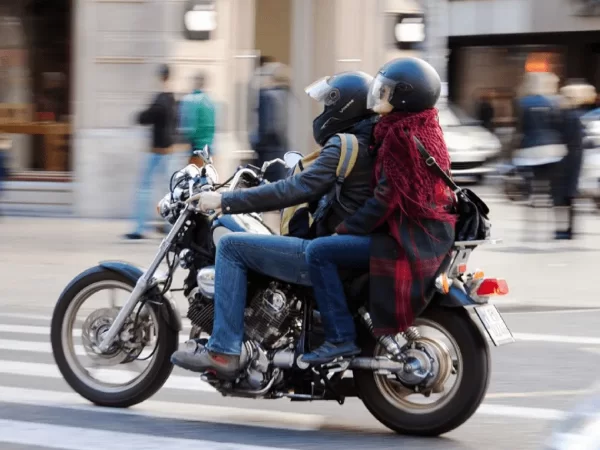 “Es mi primera vez”: la divertida historia de un platense que pidió un servicio para trasladarse en moto