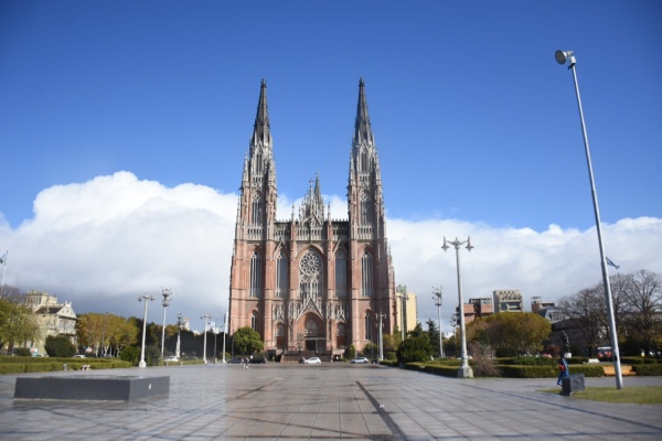 Sol, nubes y lluvias, c&oacute;mo seguir&aacute; el clima en La Plata