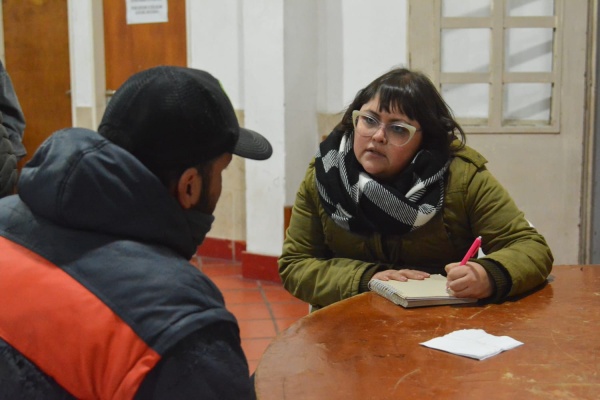 Intensificaron los Operativos de Invierno en la Provincia para personas en situación de calle: frazadas, kits de abrigo y más