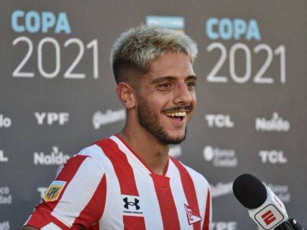 Deian Verón cerró su etapa en el país y se reencontrará con dos ex futbolistas albirrojos