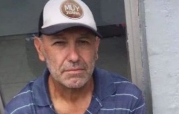 La foto que sacude las redes: fue al cajero en La Plata, se encontr&oacute; con un hombre en la calle y ahora s&oacute;lo lo quiere ayudar