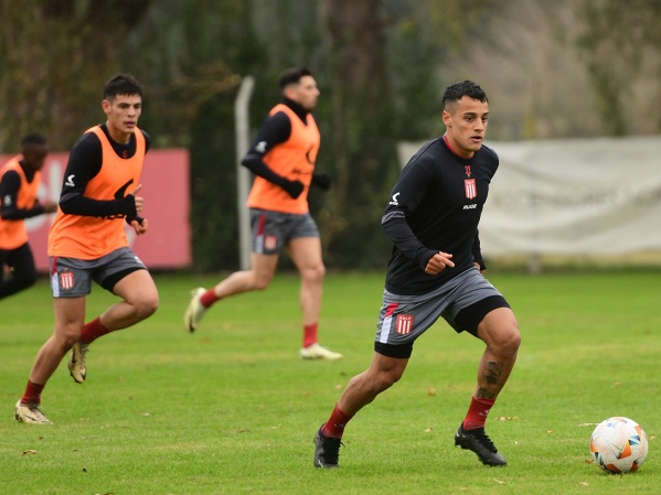 El extraño caso de un futbolista del Pincha que no juega pero rechaza ofertas: ¿Quiere irse libre?