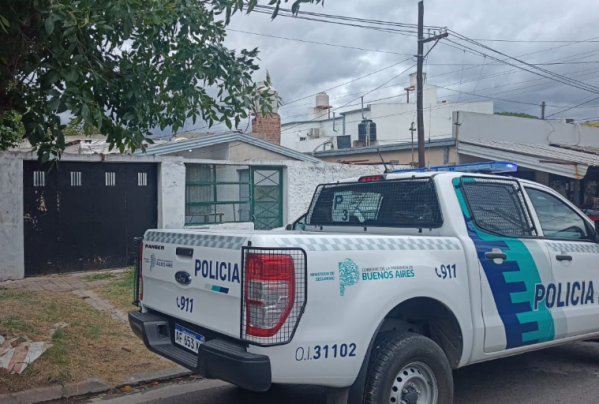 Un agente del Servicio Penitenciario acusado por abuso infantil fue encontrado sin vida en su casa de La Plata
