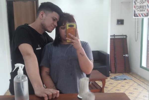 Son novios de La Plata, ella es animadora, &eacute;l corta el pelo y tuvieron una maravillosa idea para los m&aacute;s chicos