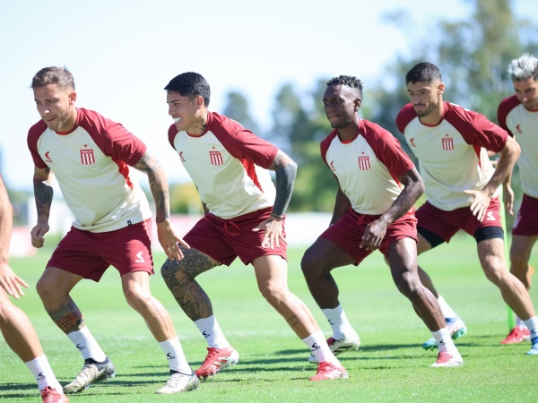 Con un retorno muy esperado, un debut y una extensa convocatoria Estudiantes se instaló Mar del Plata