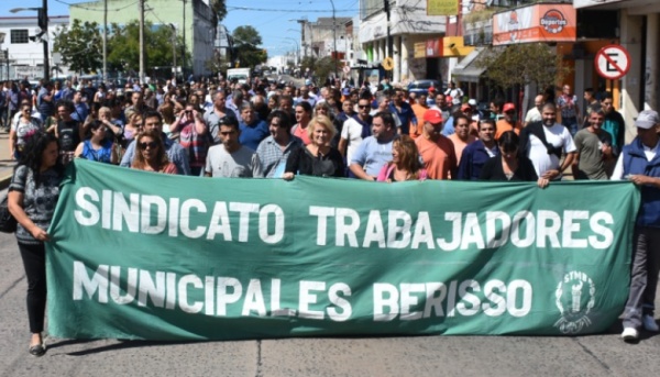 Municipales de Berisso nuevamente de paro: "Todavía no entregaron las mudas de verano pendientes del año pasado"