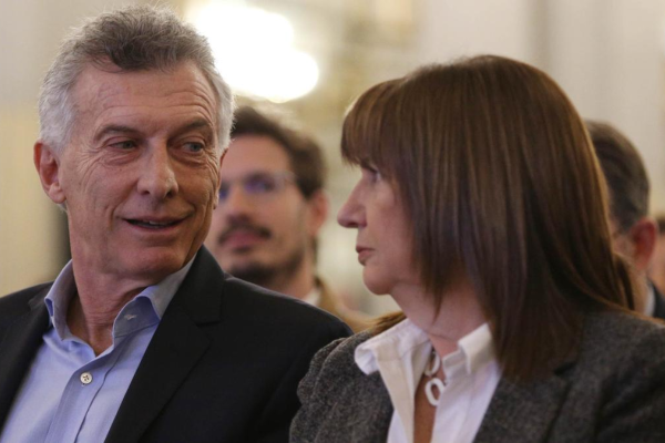 Distintos dirigentes y excandidatos de Juntos por el Cambio en la provincia de Buenos Aires llamaron a votar a Massa