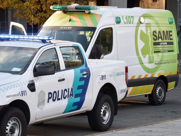Conmoción en La Plata: un joven se colgó del tendido eléctrico para robarse cables y murió electrocutado