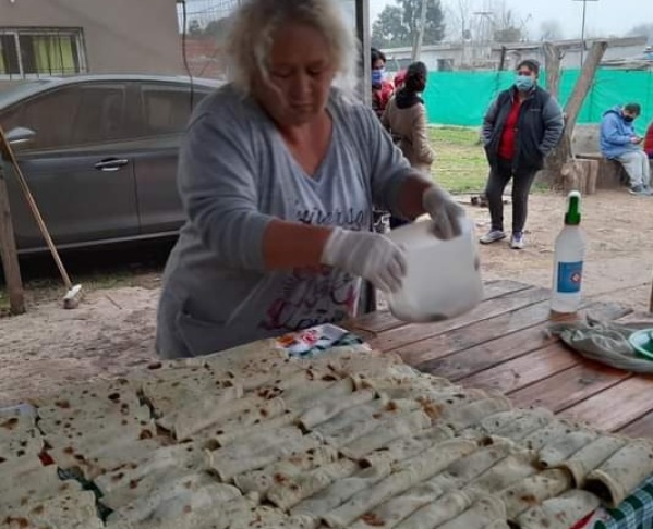 Se le rompió la heladera y necesita una nueva para poder darles de comer a 400 chiquitos en La Plata: "No puedo comprarla"