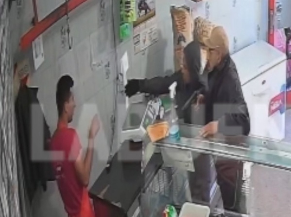 A punta pistola robaron una carnicería en La Plata