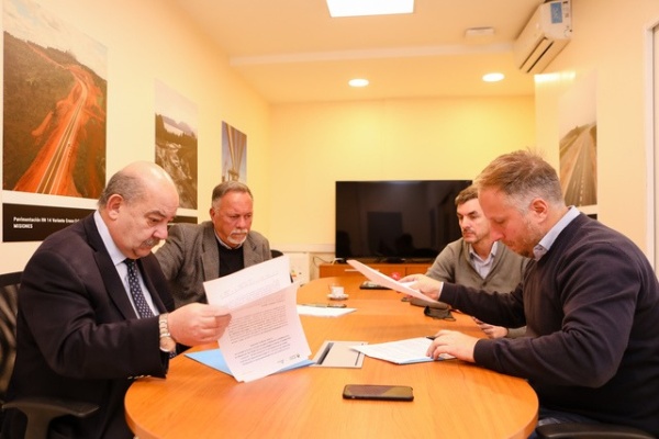 La UNLP y Vialidad firmaron un acuerdo para la extensión de la Autopista Buenos Aires – La Plata